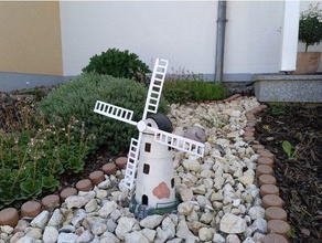 mulino a vento ali center all'aperto e giardino 3d print model - Mito3D