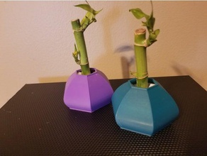 squat vase sculptures 3d print model - Mito3D