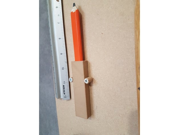les charpentiers menuisiers de porte-crayon porte-outils & boîtes banc carpenter menuisier le crayon stand bois travail du workbench 3D print model - Mito3D