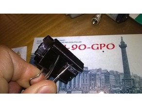 focinho clip pára de vidro - mordacchia por molletta ferma vetro Impressora 3d acessórios clipe papel 3d print model - Mito3D