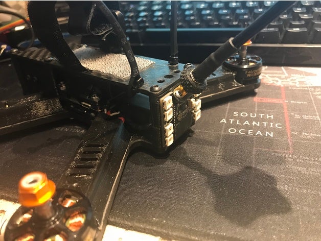 lisam 210 antennaholder de 45 grados tbs-coleta + matek la luz trasera 30mm separadores r c vehículos el fpv ls210 tbs unificar 3D print model - Mito3D