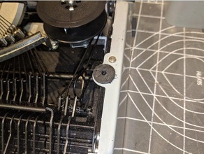 royal selo máquina de escrever tampa superior goleiro bucha office 3d print model - Mito3D