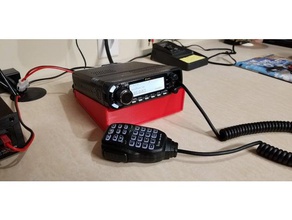 l'icom id-4100a mobile bi-bande radioamateur support de bureau l'électronique la radio amateur présentation ham 3d print model - Mito3D
