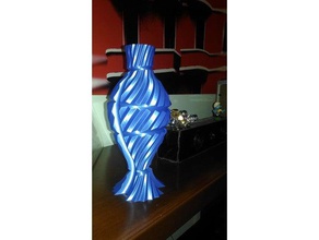 lampavaso decor spiral vase 3d print model - Mito3D