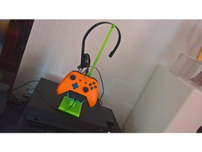 xbox one controller stand headphones video games 3d print model - Mito3D