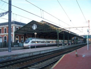 tren istasyonu çatı marquesina estaci&oacuten h0 valladolid campo grande binalar yapılar ölçek modelismo ferroviario bina modeli model truss 3d print model - Mito3D