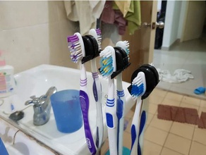 titular de cepillo dientes cuarto baño 3d print model - Mito3D