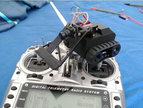 ancora un altro servo guidato fpv piccolo serbatoio rc i veicoli lego tinytank 3d print model - Mito3D