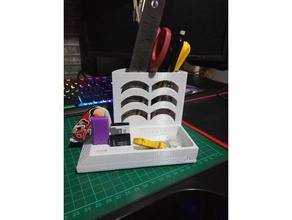 başka bir masa Organizatör kırtasiye sahibi 3d baskı micro sd kart usb stick tutucu 3d print model - Mito3D
