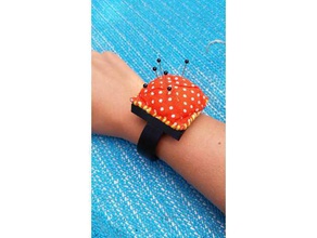 sewing bracelet bracelets 3d printer cura functional fusion360 needle renkforce rf100 3d print model - Mito3D