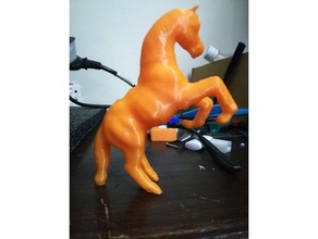 caballo de escaneado las esculturas a los animales niños llavero 3d print model - Mito3D