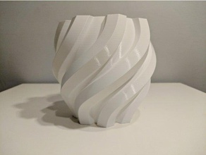 twisted altıgen vazo sanat modu 3d print model - Mito3D