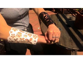 larga floral de la pulsera las pulseras bracciale floreale lungo ornamento largo 3d print model - Mito3D