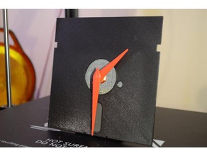 5&frac14 inch floppy diskette desk clock decor 525 disk time 3d print model - Mito3D