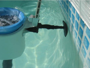 intex piscine skimmer stabilisateur extérieur et jardin 3d print model - Mito3D