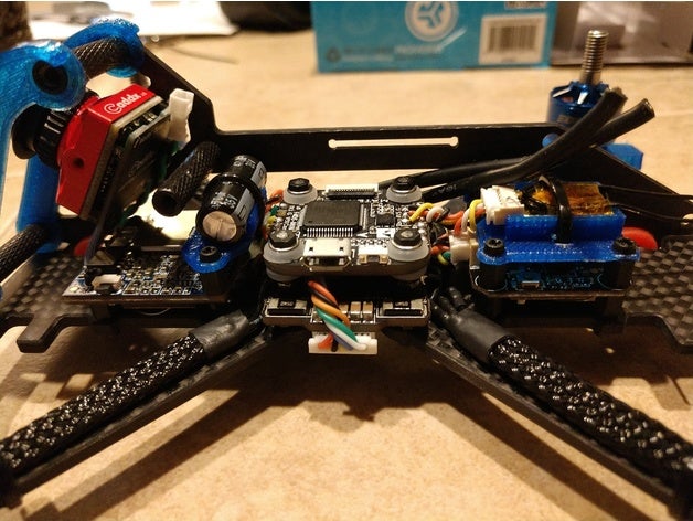 ummagawd acrobrat capacitor monte sobre caddx tartaruga rc veículos 3D print model - Mito3D