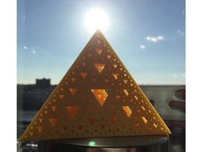 golden sierpinski tetrahedron math art 3d fractal ifs sierpisnki triangle 3d print model - Mito3D