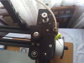remix soporte filamento 3d de la impresora partes bobina universal cola holde 3d print model - Mito3D