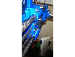 parametrische lineare Buchse mit geringer Reibung pomdelrinnylon filament-Einsätze 3d Drucker Teile igus lm8uu 3d print model - Mito3D