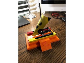 raingutter regata trimaran troféu de suporte brinquedos jogos cubscout 3d print model - Mito3D