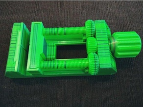yet another machine vice bigger center gear tools 3d print model - Mito3D