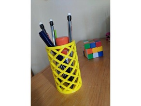 Spirale Gitter-Bleistift-cup Container Schreibtisch Veranstalter 3d print model - Mito3D
