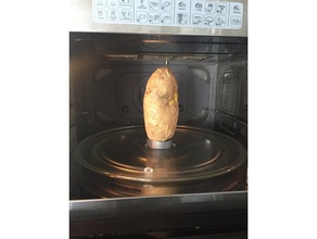 papa pies en el microondas las patatas al horno de la cocina comedor 3d print model - Mito3D
