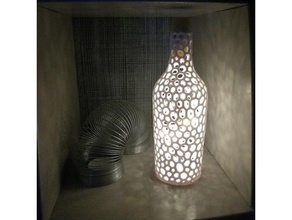 Dekorative voronoi-Flasche Dekoration led led-Licht wiremesh 3d print model - Mito3D