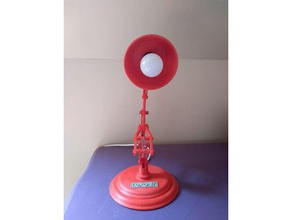 lámpara de pixar luxo decoración oficina disney la linterna jr 3d print model - Mito3D