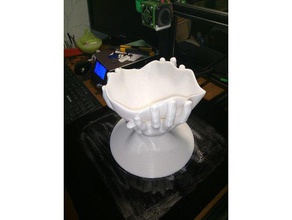 vase mains l'art 3d print model - Mito3D