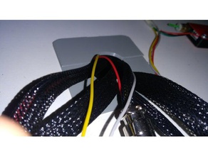 cabo de passagem - abertura ajustável 68mm buraco organização cabelmanagement cobertura do tomada soquete gestão cabos pac 3d print model - Mito3D