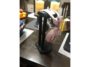 gaming headphone stand 3d printing headphones holder 3d print model - Mito3D