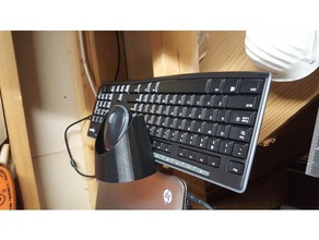parede-mountable teclado mouse stand organização montado na parede 3d print model - Mito3D