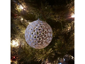 2018 voronoi de navidad chuchería decoración la adorno saltamontes nsfw árbol adornos 3d print model - Mito3D
