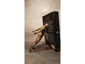 statua presse livre sculture 3d print model - Mito3D