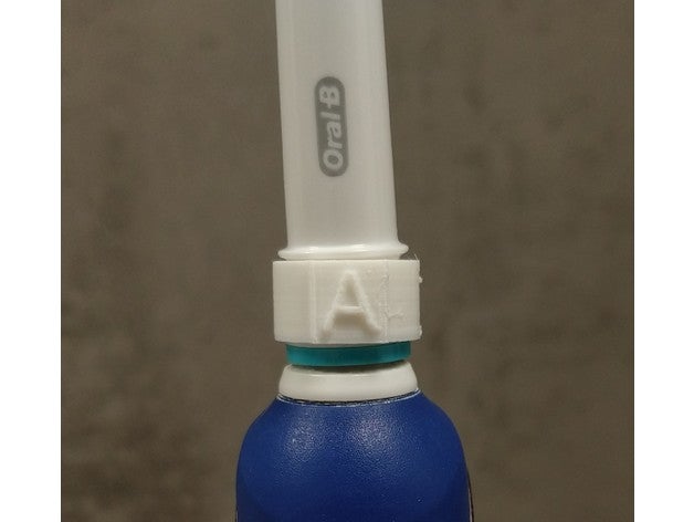 oral-b nome da marca casa de banho rótulo oralb 3D print model - Mito3D