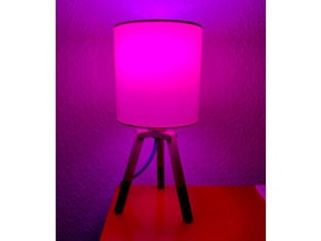 treppiede, lampada da comodino e14 tonalità arredamento 3d print model - Mito3D