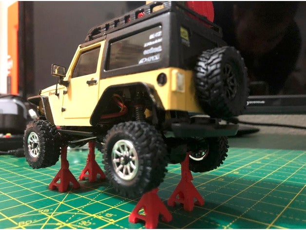 jack stand orlandoo hunter tools cralwer jack-o-lantern jeep radiocontrol 3D print model - Mito3D