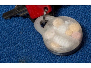 Notfall Pillendose Schlüsselanhänger keychain - Organisation Herz die medizinische Medizin pillbox 3d print model - Mito3D