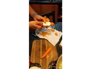 spela carote peel carrots zucchini kitchen dining blade peeler 3d print model - Mito3D