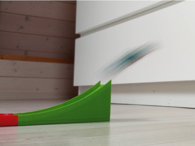 darda sky-jump anche hotwheel auto costruzione i giocattoli hotwheels scatola di fiammiferi schanze sprungschanze 3D print model - Mito3D