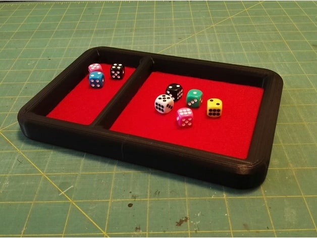 dicetray dicebox gerundet kleinere Würfel grob 12mm 3D print model - Mito3D