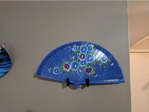 dekoratif el fan duvar tutucusu duvara monte 3d print model - Mito3D