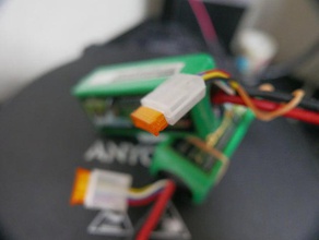 4s bateria de lipo saldo a tampa do conector rc veículos 3d print model - Mito3D