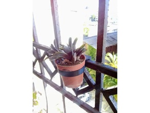 pequeno plantpot cabide ao ar livre jardim um vaso de planta 3d print model - Mito3D