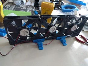surface plane ordinateur de ventilateur guide-câble 120mm 140mm bureau 3d print model - Mito3D