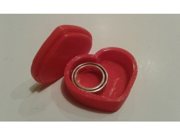 kalp kutu şeklinde kaplar öneri yüzük depolama kutusu düğün 3D print model - Mito3D