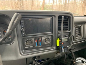 gmc uv5r dashboard mount automotive baofeng uv-5r ham radio 3d print model - Mito3D