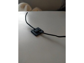 twist tie profil bas tampon de montage l'organisation la gestion des câbles attache câble 3d print model - Mito3D