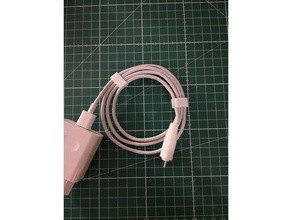 attache de câble mobile téléphone 3d print model - Mito3D